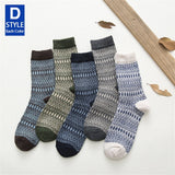 HSS Brand 5 Pairs Winter Men's Socks Thicken Sheep's Wool Socks Warm Men Retro Style Colorful Fashion Man Socks For Snow boots